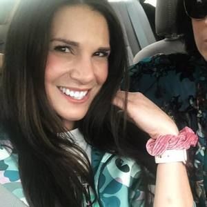 Meet your Posher, Cara